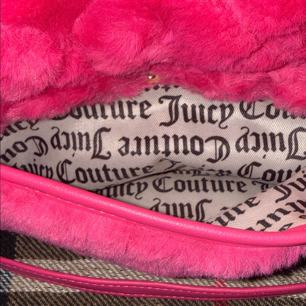 Juicy Couture Pink Faux Fur Crossbody Bag - Picture 7 of 8